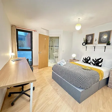 36 Secure Parking 2 Bedr 2 Bath Lux Southside ברמינגהאם